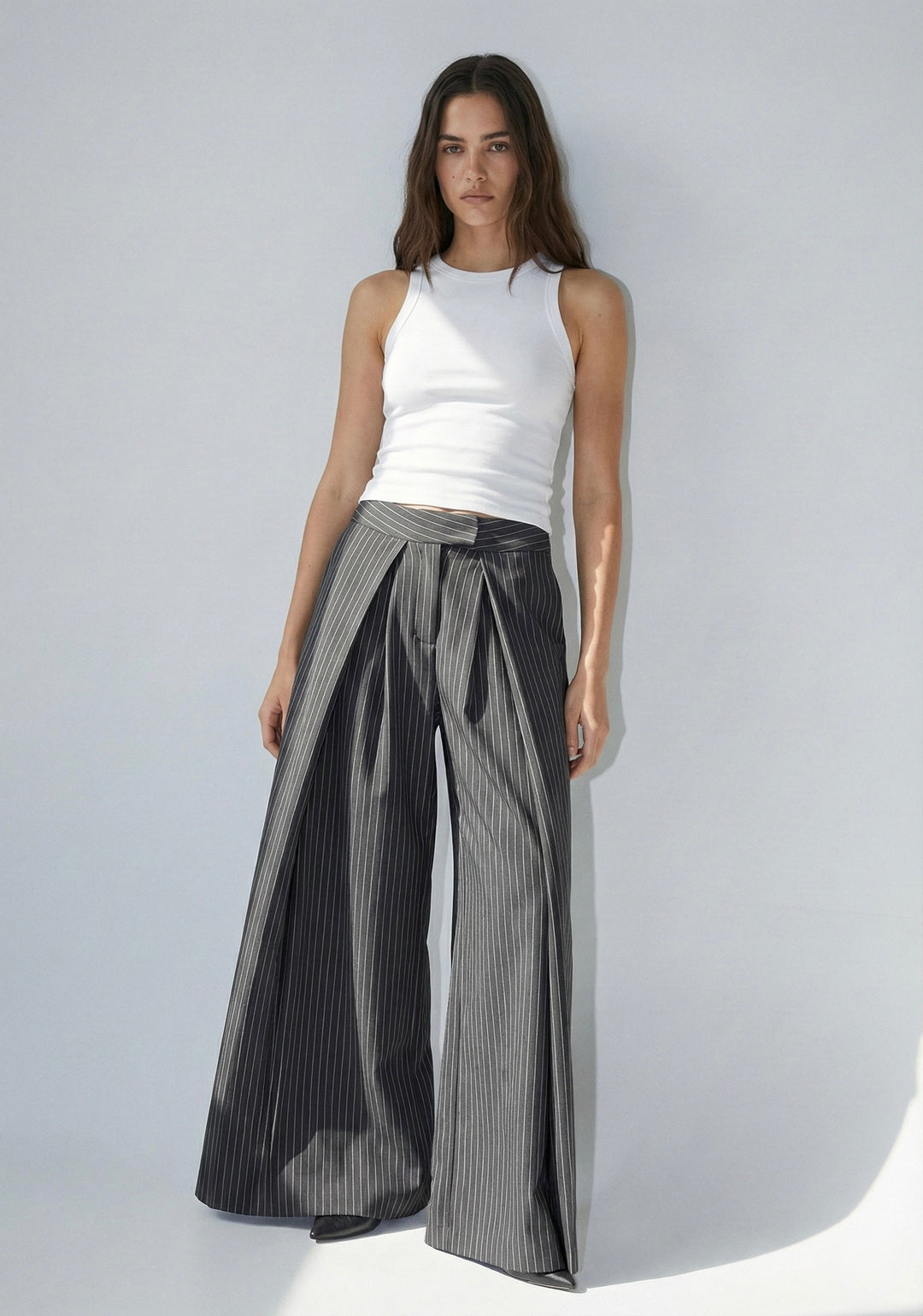 PANTALON LARGE TAILLE HAUTE À PINCES