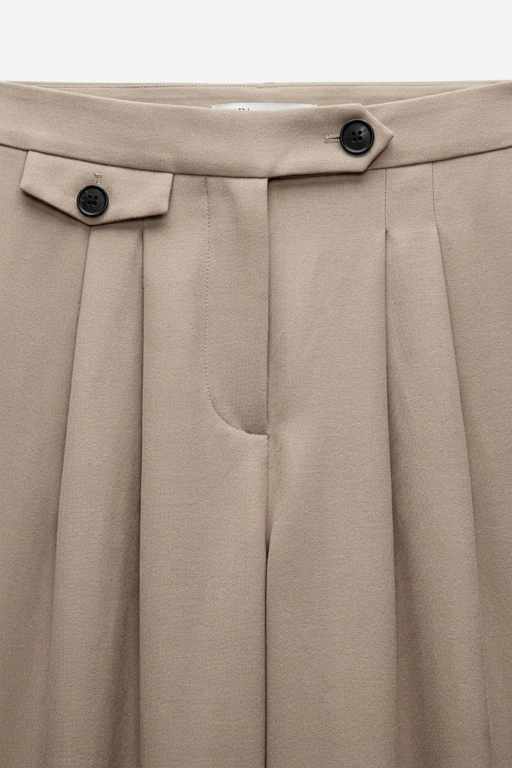 PANTALON DROIT À BOUTONS