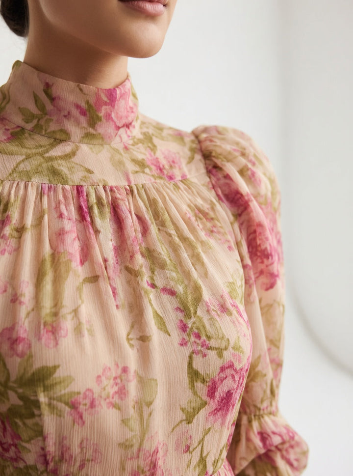 Roséliane™ — Robe longue florale silhouette romantique