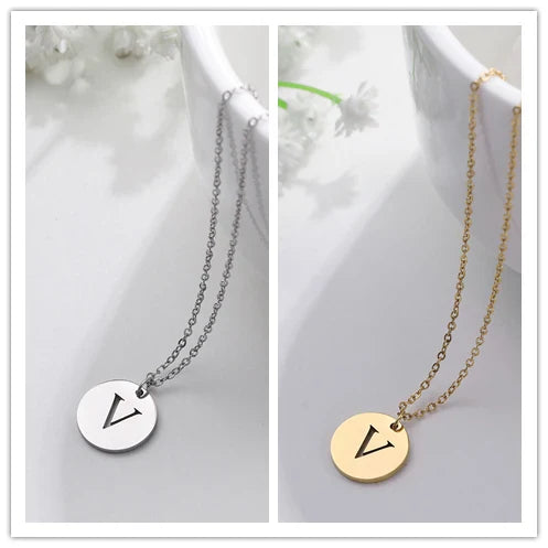 Collier Pendentif Lettre en Or Élégant