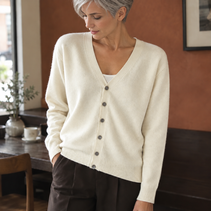 Éline — Cardigan doux à col V