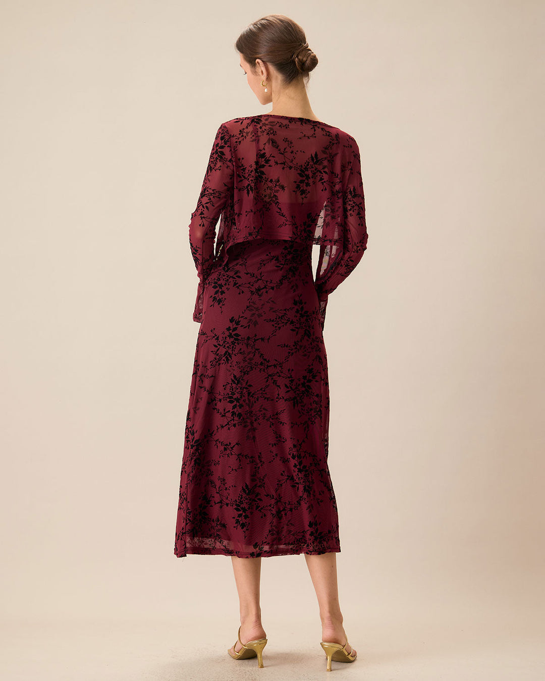 Robe Midi Slip Corps en Fleurs Rouges (le cardigan est inclus)