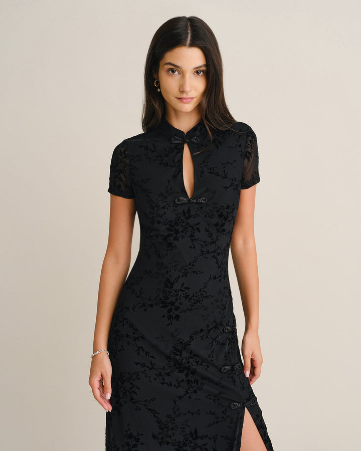 Robe Mi-Longue en Maille à Fleurs Noires avec Fente