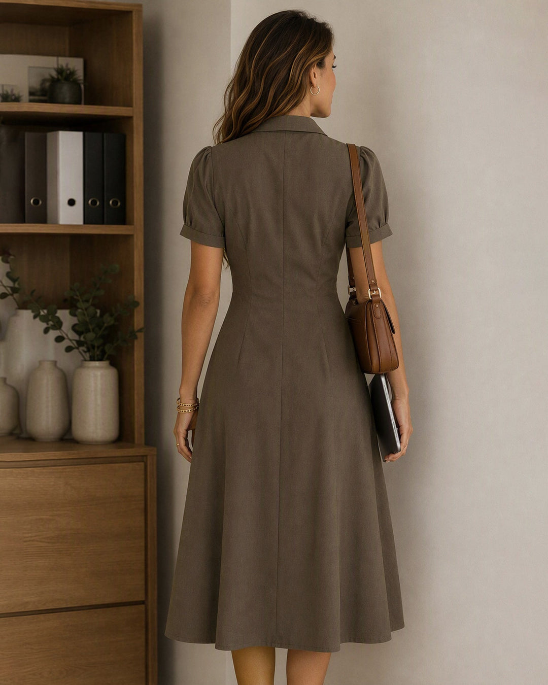 Robe Midi à Manches Bouffantes Brune avec Fente et Boutons